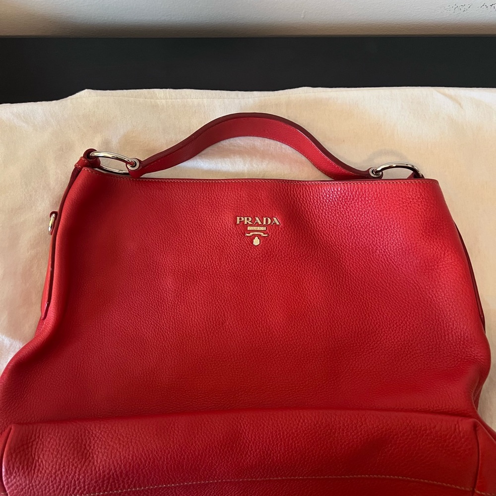EUC Fuoco (Red) Prada Vitello Daino Leather Shoulder Bag